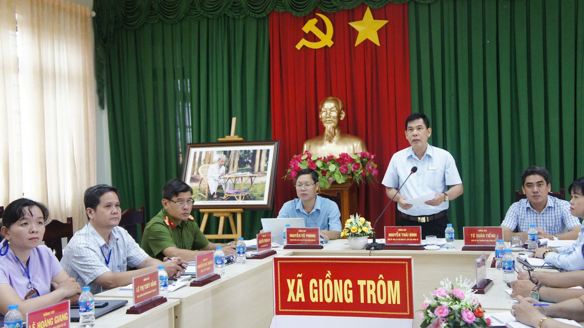 Xã Giồng Trôm tham dự Hội nghị trực tuyến sơ kết 1 năm 6 tháng thực hiện Nghị quyết số 57 của Bộ Chính trị