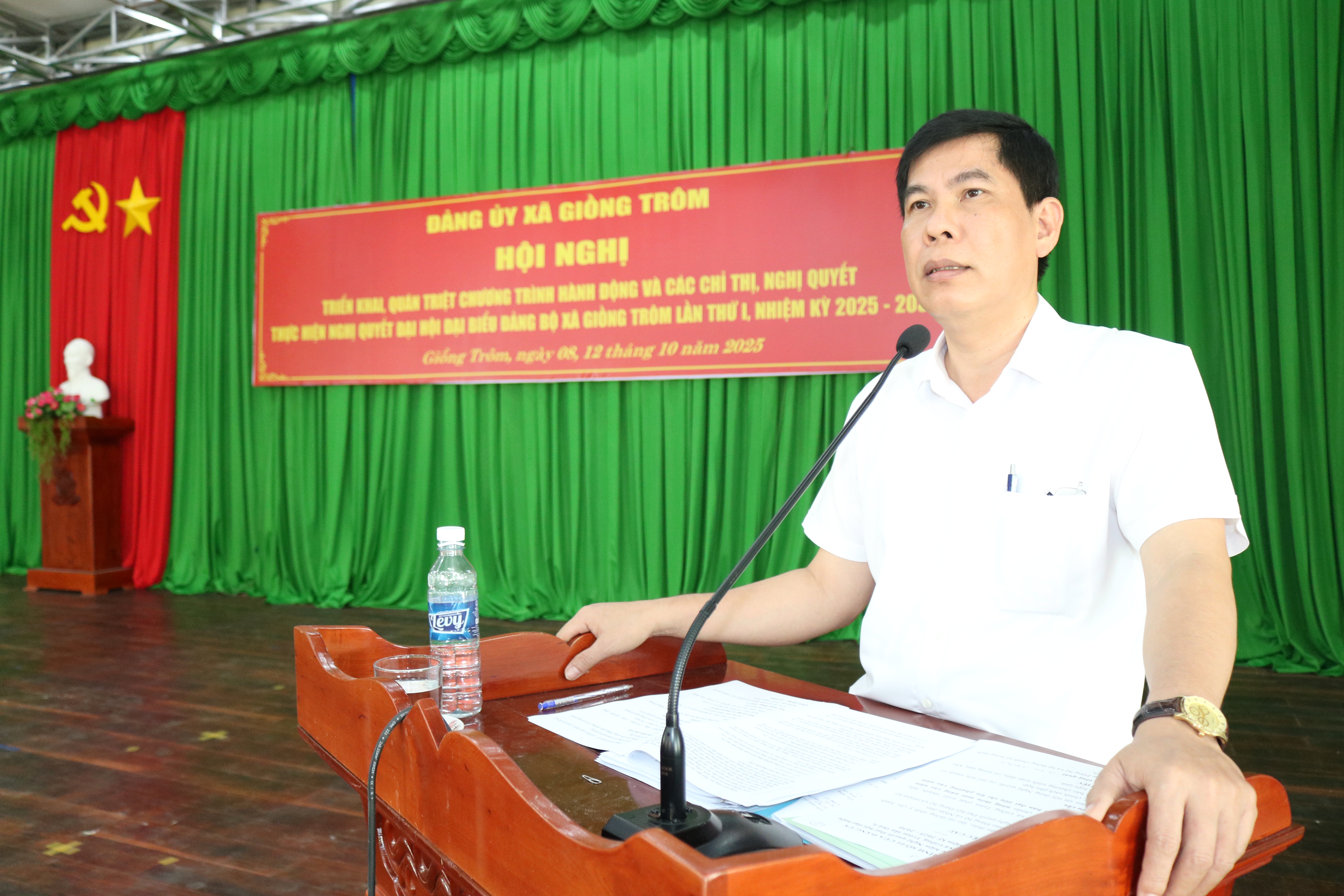 Đảng bộ xã Giồng Trôm hoàn tất triển khai Nghị quyết Đại hội đến toàn bộ đảng viên