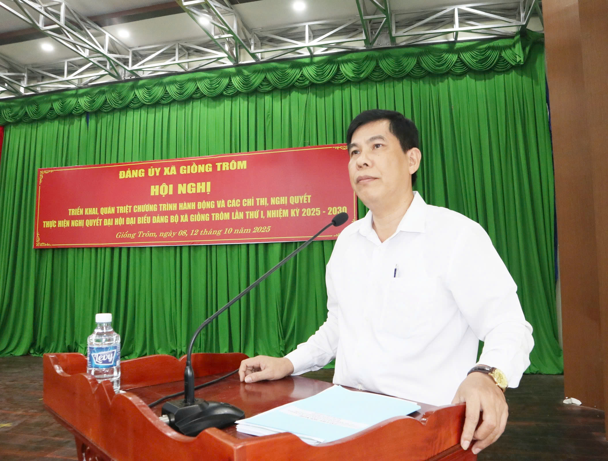 Hội nghị triển khai, quán triệt Chương trình hành động và các Chỉ thị, Nghị quyết thực hiện Nghị quyết Đại hội đại biểu Đảng bộ xã Giồng Trôm lần thứ I, nhiệm kỳ 2025-2030
