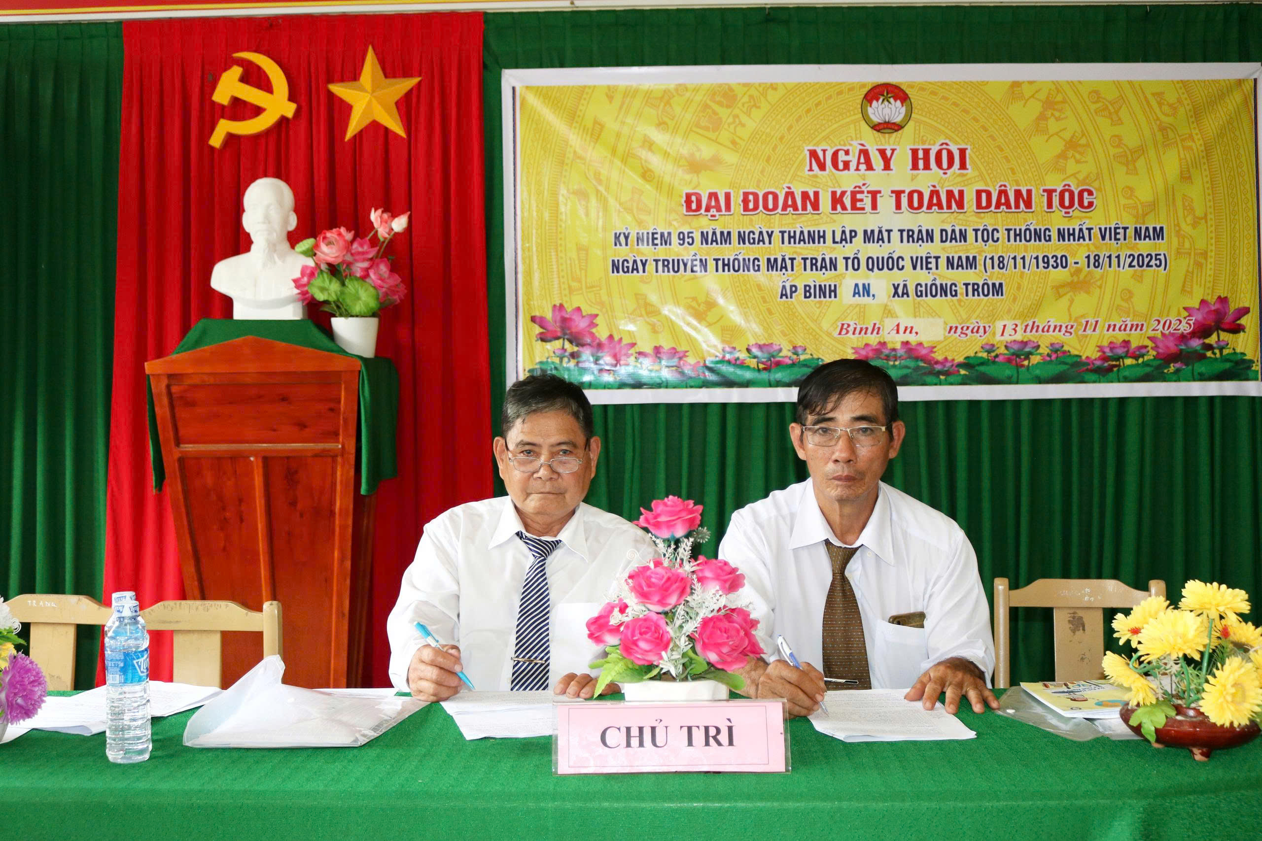 Ấp Bình An, xã Giồng Trôm tổ chức ngày Hội đại đoàn kết toàn dân tộc