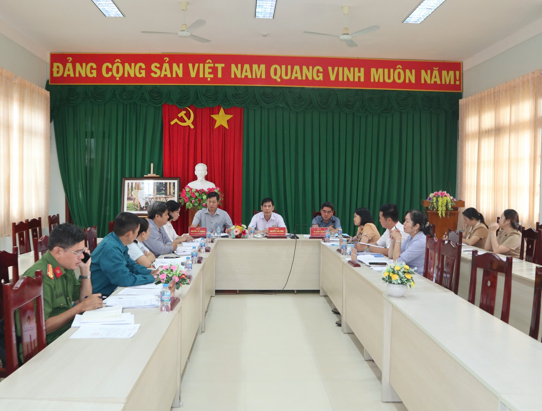 Hội nghị Ban Thường vụ Đảng ủy lệ kỳ tháng 11/2025