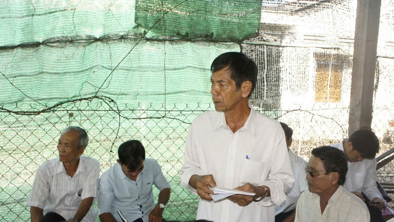 Giồng Trôm Tiếp xúc cử tri trước kỳ họp thứ tư Hội đồng nhân dân xã khóa I, nhiệm kỳ 2021-2026 tại ấp Kinh Trong