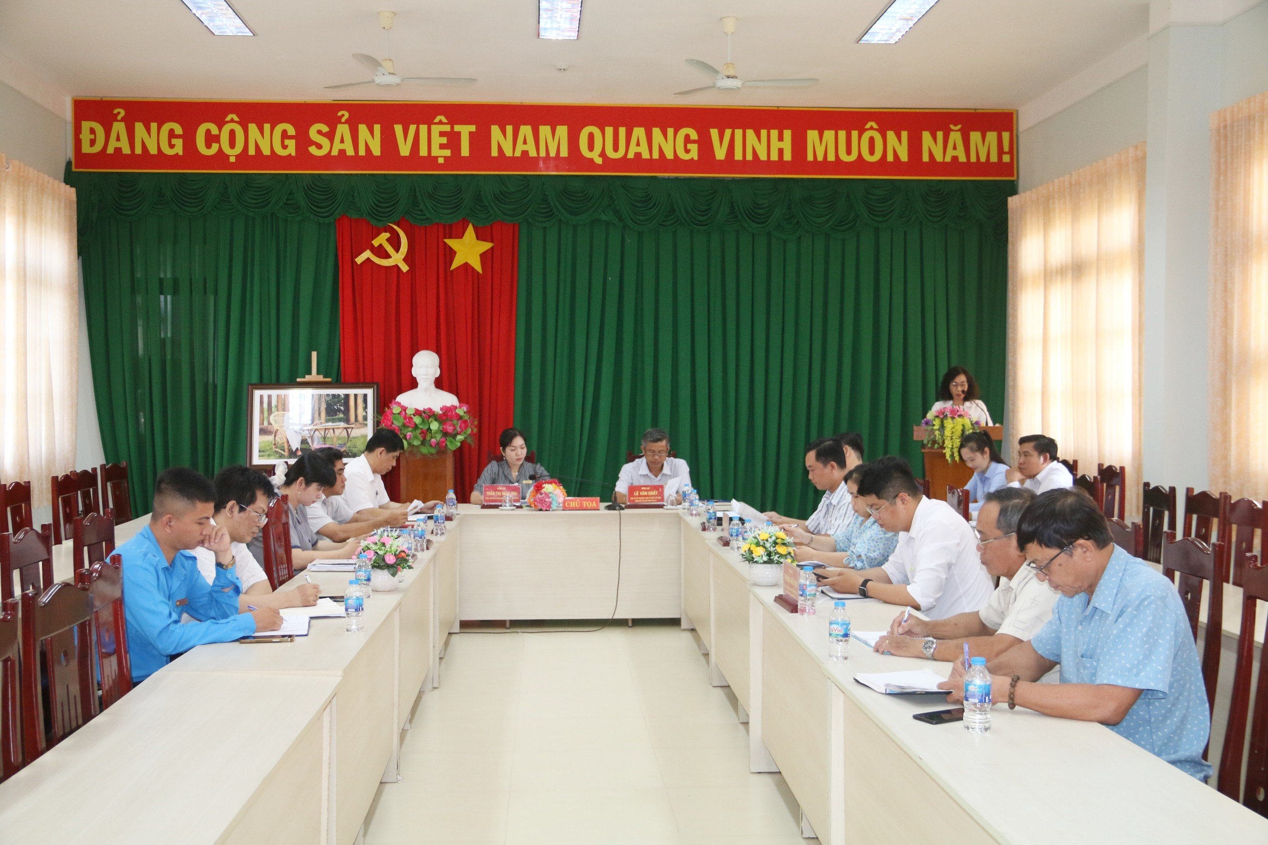 Giồng Trôm
Hội nghị hiệp thương lần thứ nhất thỏa thuận cơ cấu, thành phần, số lượng người được giới thiệu ứng cử đại biểu Hội đồng nhân dân xã, nhiệm kỳ 2026-2031
