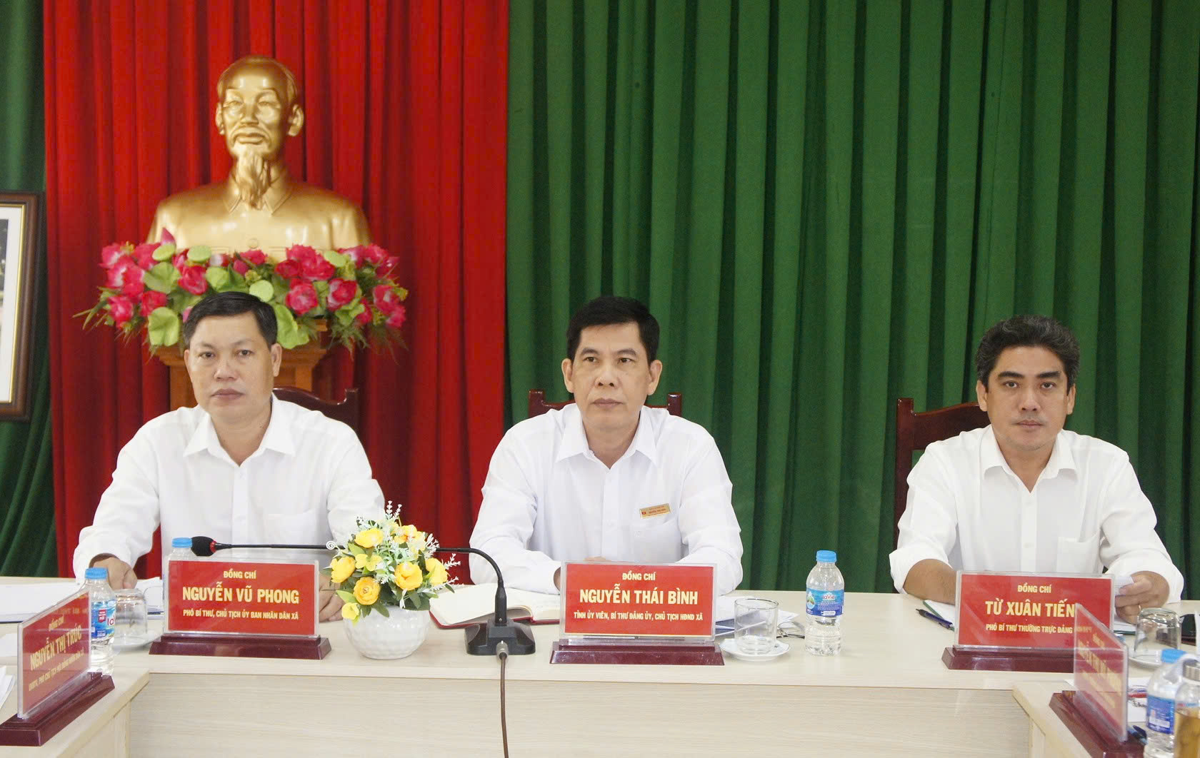 Xã Giồng Trôm sơ kết thực hiện Nghị quyết số 57 về phát triển khoa học, công nghệ, đổi mới sáng tạo và chuyển đổi số quý II năm 2026