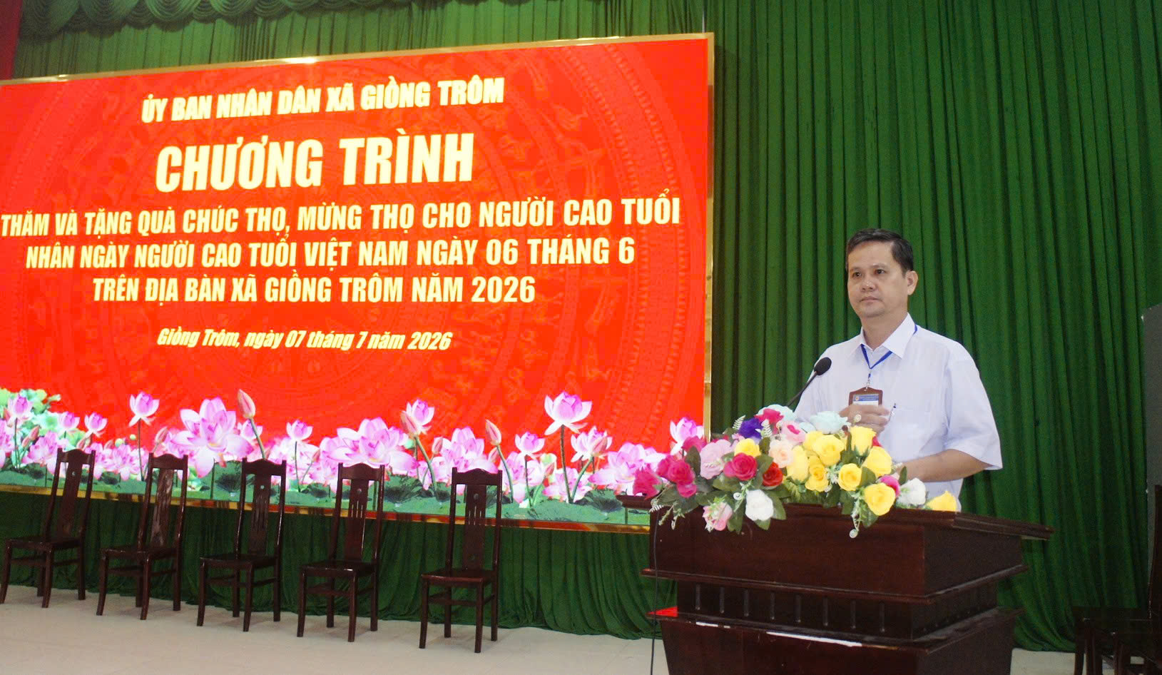 Xã Giồng Trôm tổ chức lễ mừng thọ người cao tuổi nhân Ngày Người cao tuổi Việt Nam
